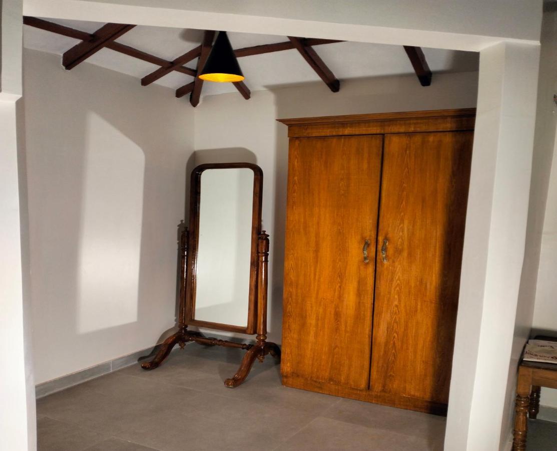 Fort Jadhavgadh -A Gadh Heritage Hotel Sasvad Εξωτερικό φωτογραφία