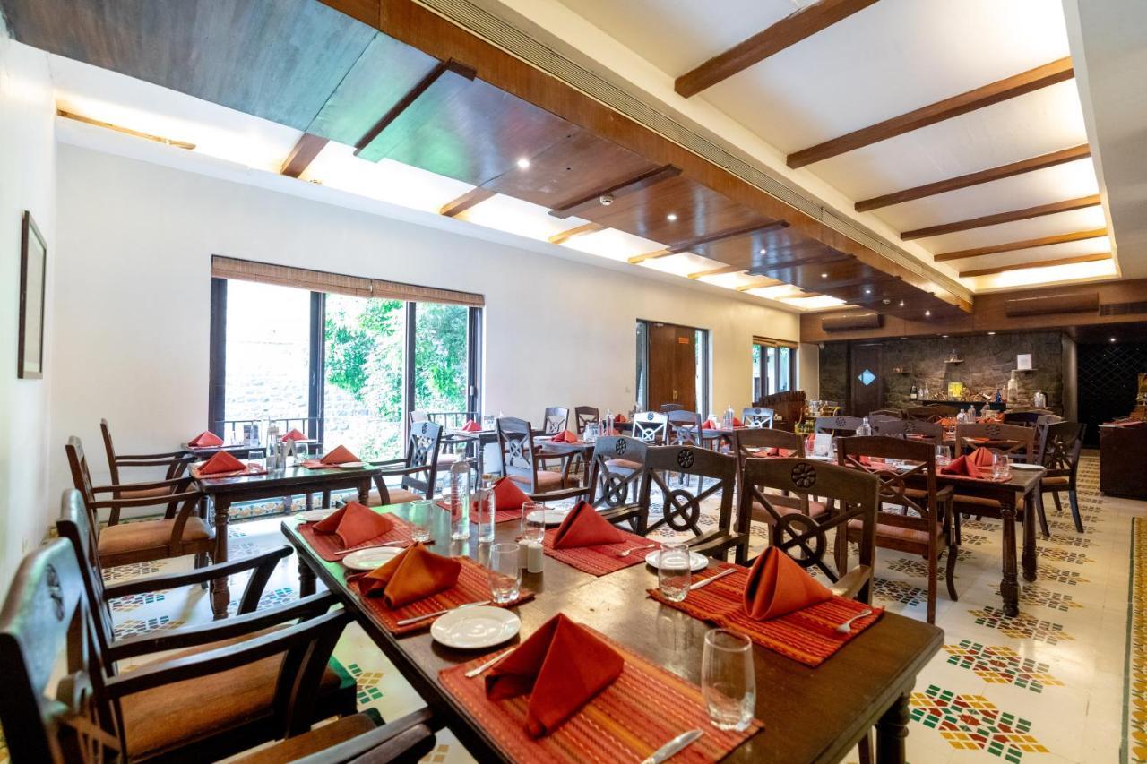 Fort Jadhavgadh -A Gadh Heritage Hotel Sasvad Εξωτερικό φωτογραφία