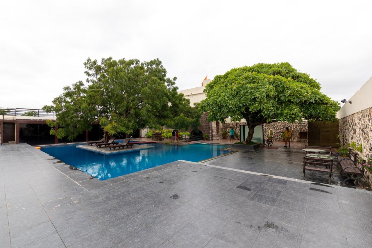 Fort Jadhavgadh -A Gadh Heritage Hotel Sasvad Εξωτερικό φωτογραφία
