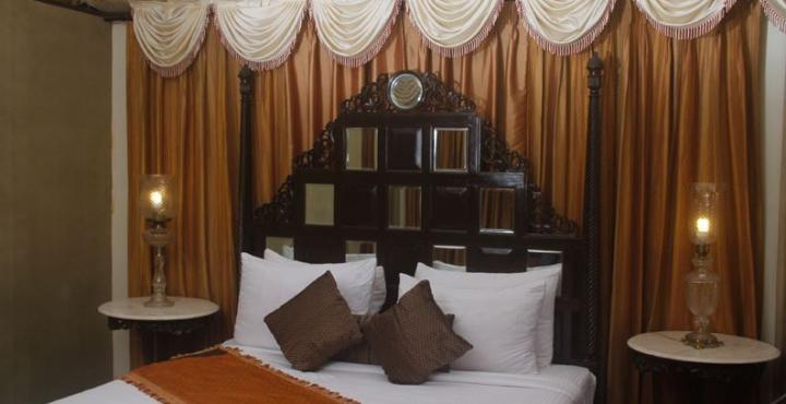 Fort Jadhavgadh -A Gadh Heritage Hotel Sasvad Εξωτερικό φωτογραφία